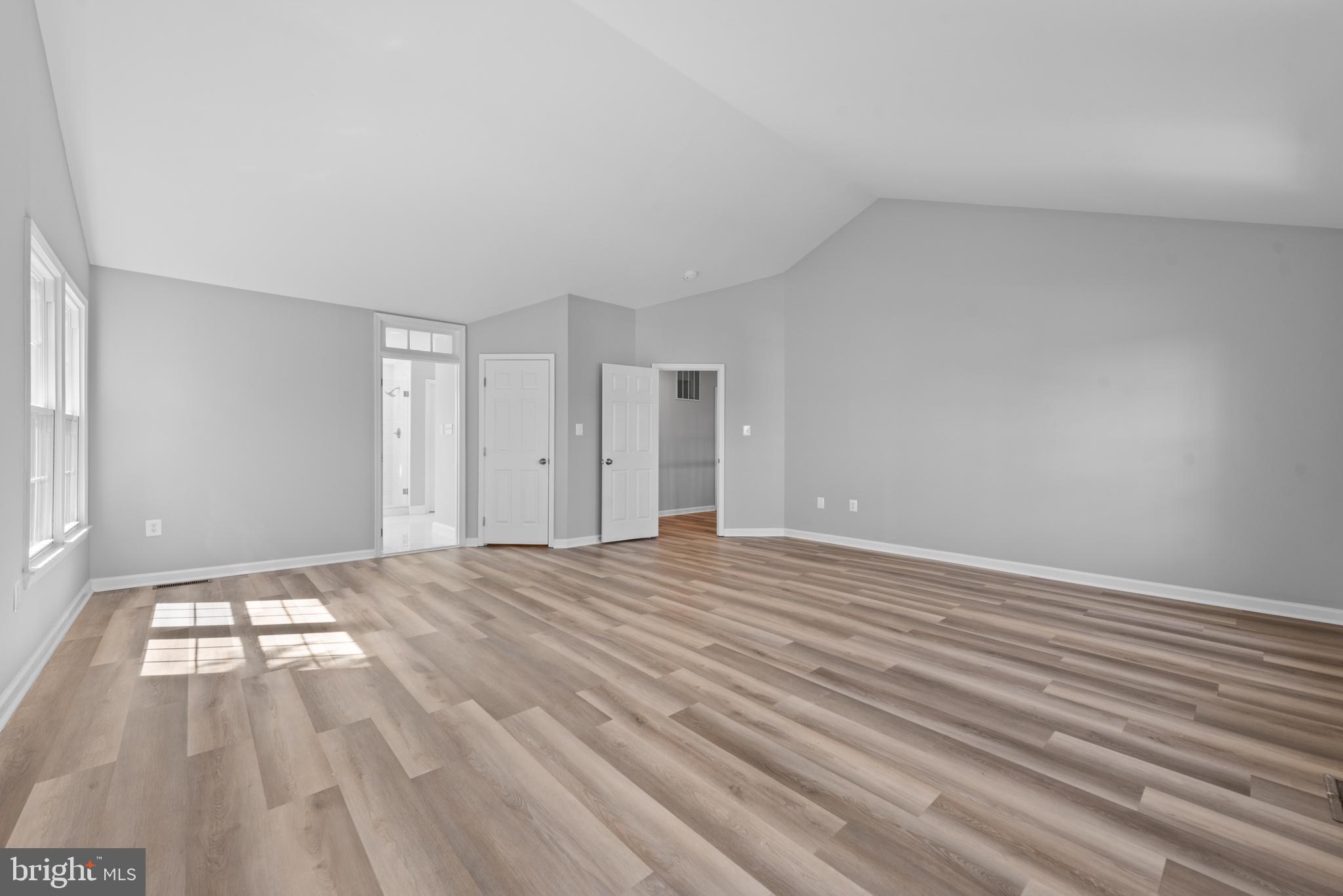 SULLY STATION - Residential