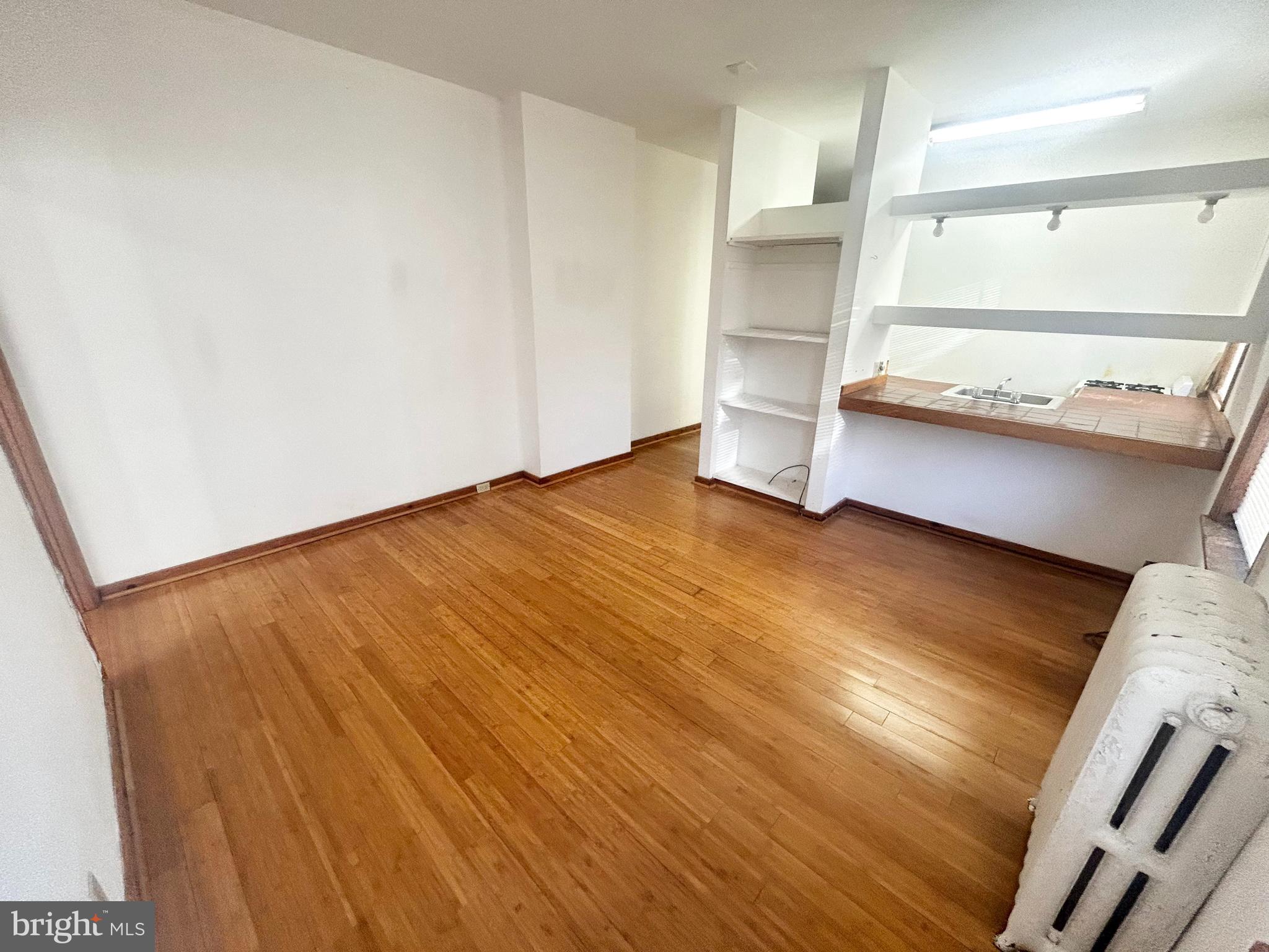 SPRING GARDEN - Residential Lease