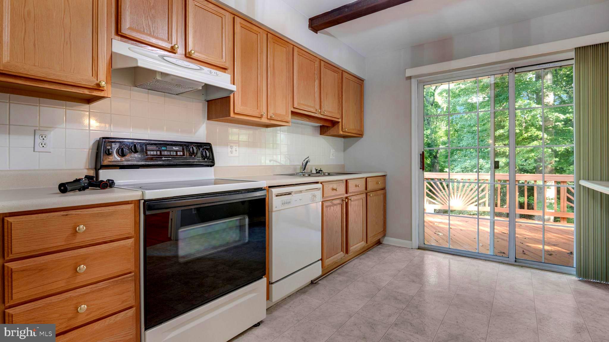 MOUNT HIGH - Residential