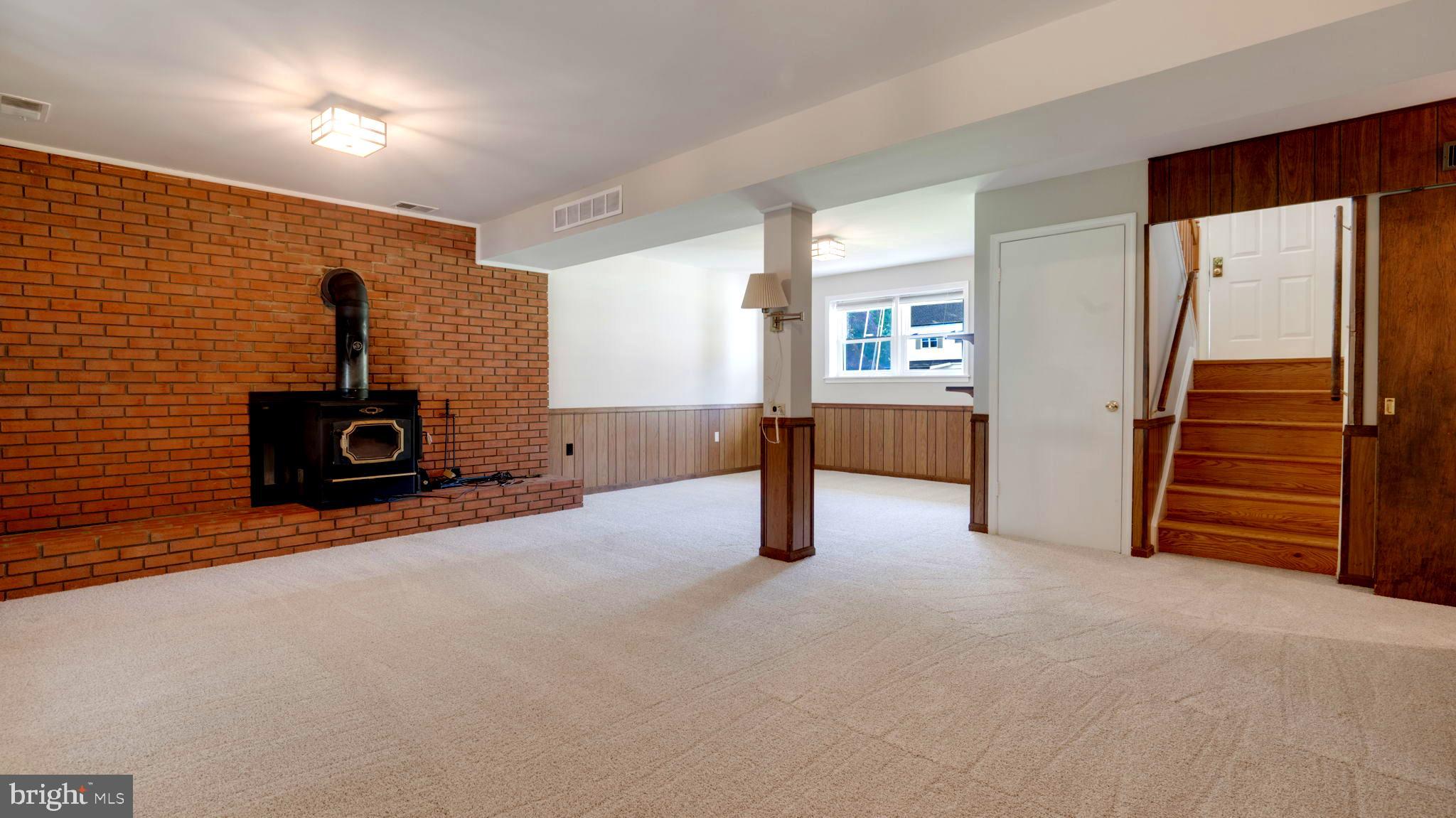 MOUNT HIGH - Residential