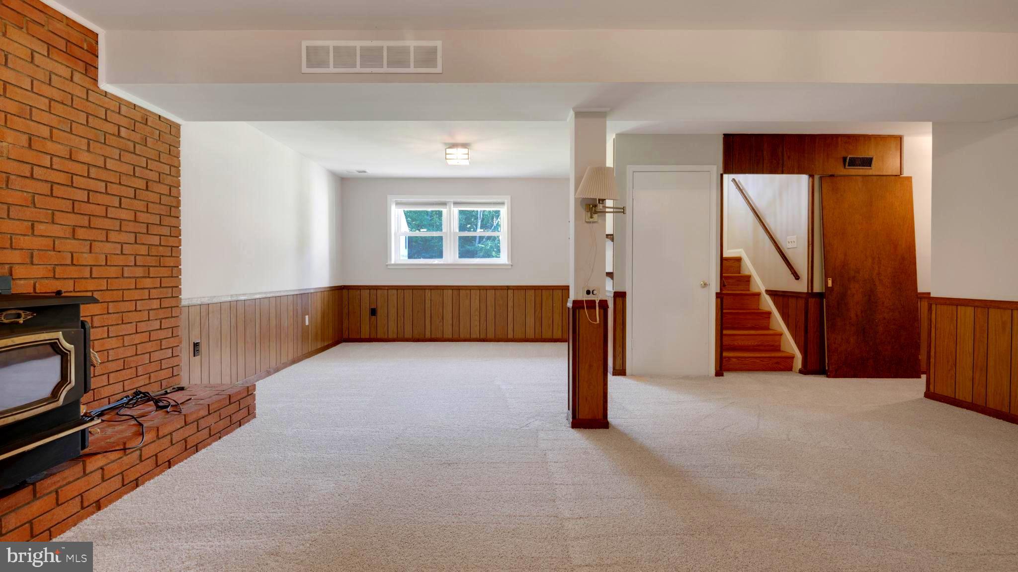 MOUNT HIGH - Residential