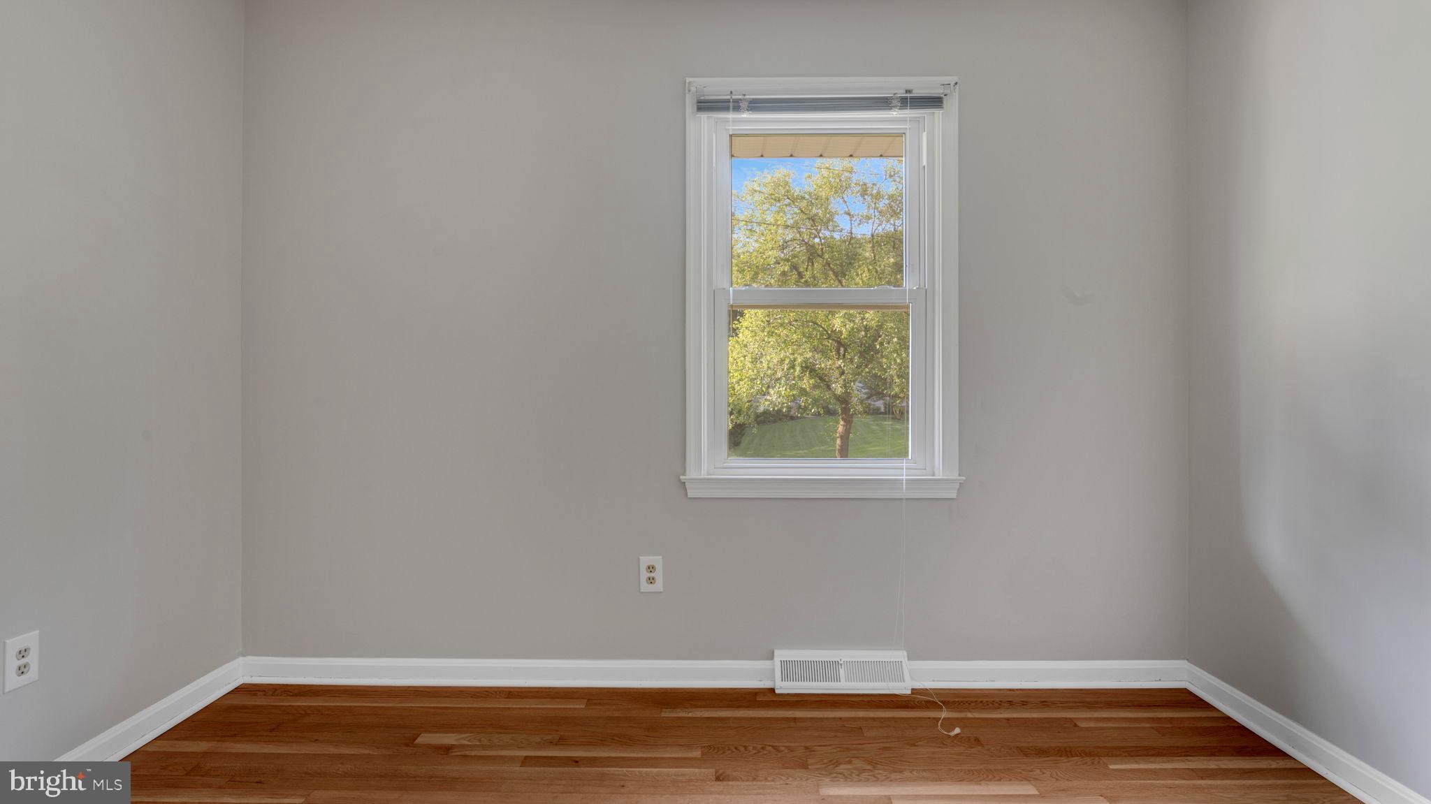 MOUNT HIGH - Residential