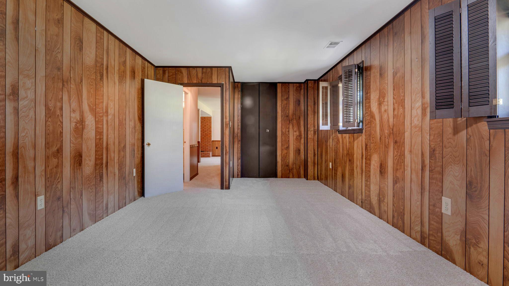 MOUNT HIGH - Residential