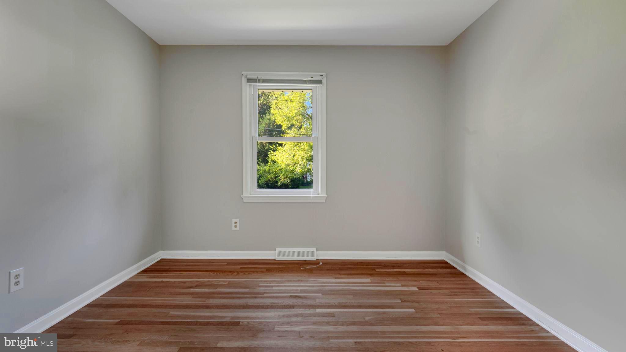 MOUNT HIGH - Residential