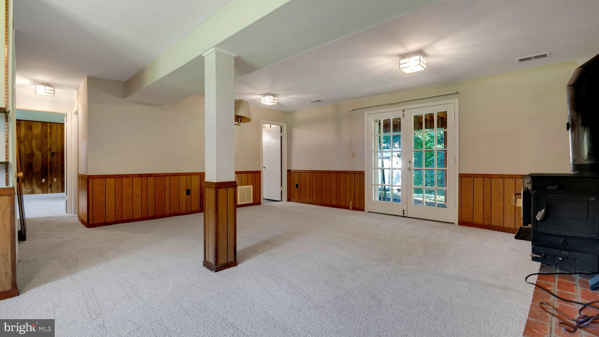 MOUNT HIGH - Residential