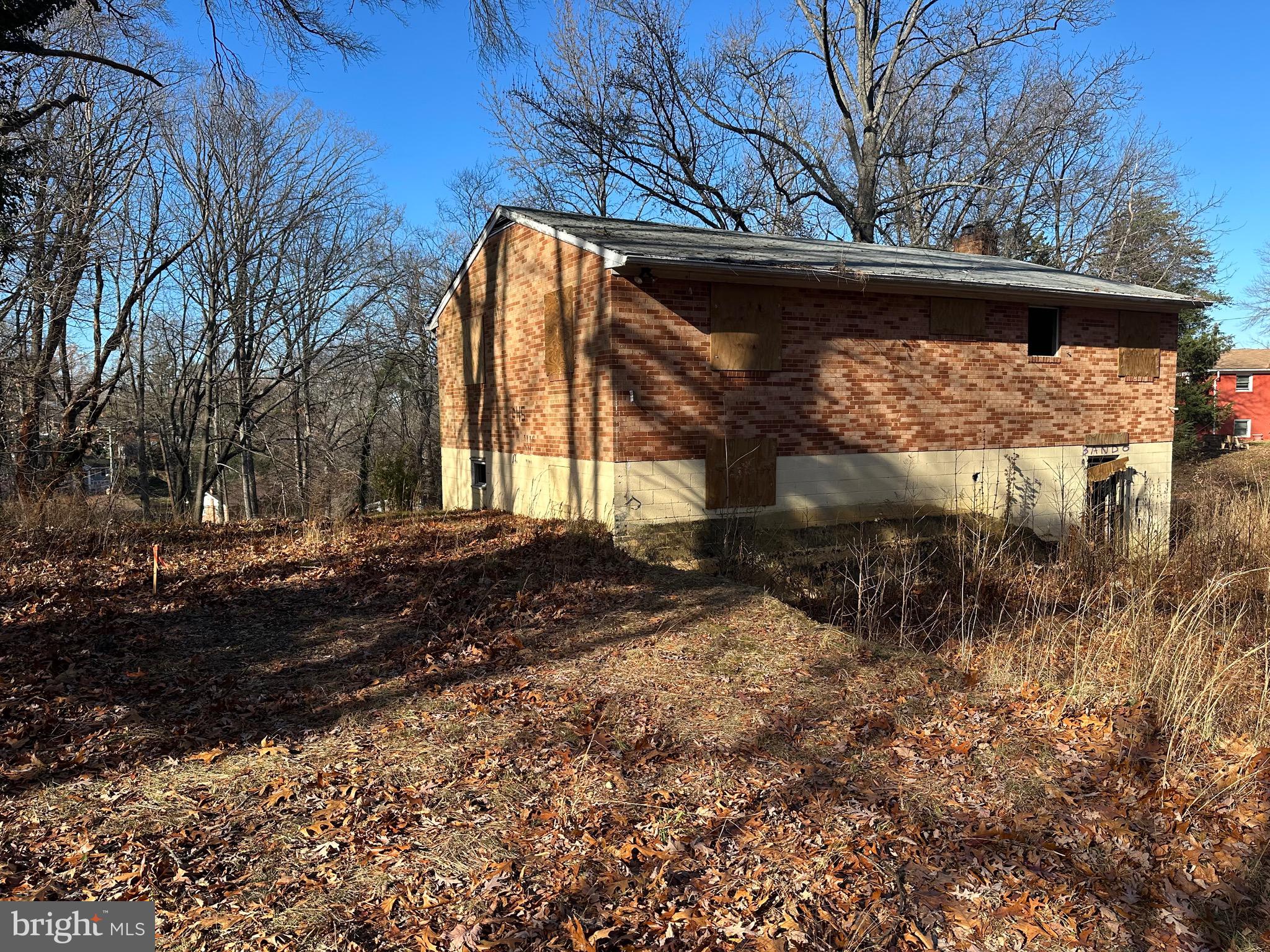 TEMPLE HILLS - Residential