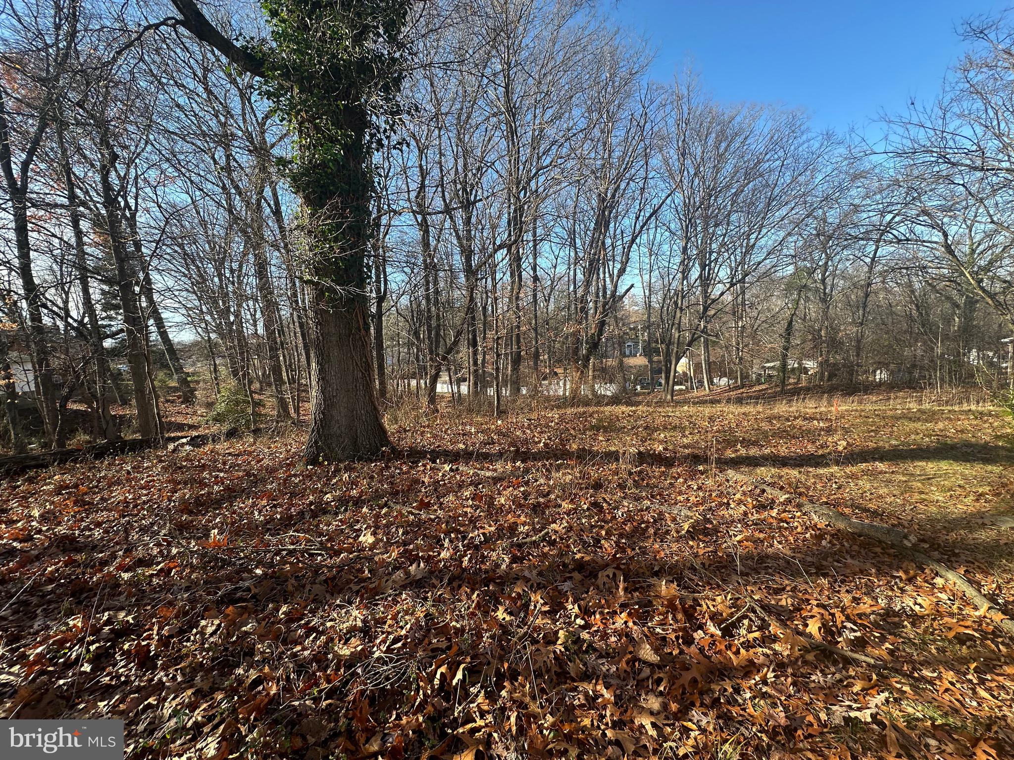 TEMPLE HILLS - Residential