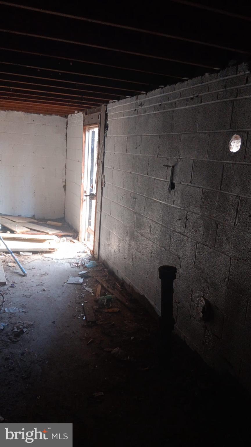 TEMPLE HILLS - Residential