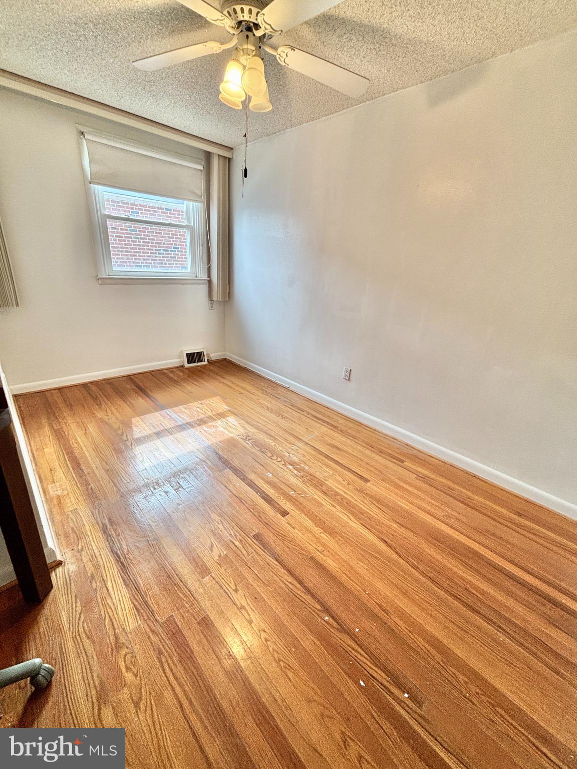 BELLS CORNER - Residential