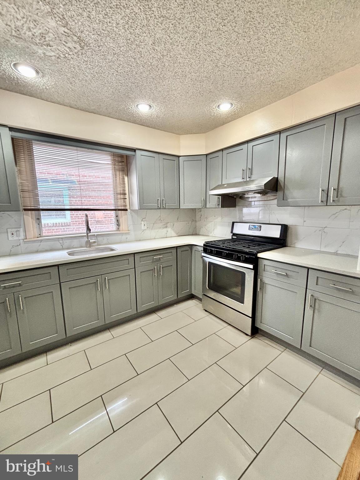 BELLS CORNER - Residential