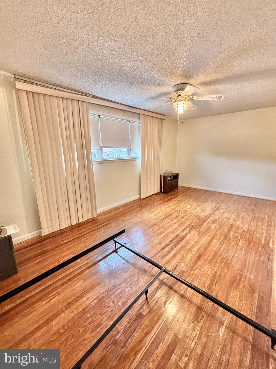 BELLS CORNER - Residential