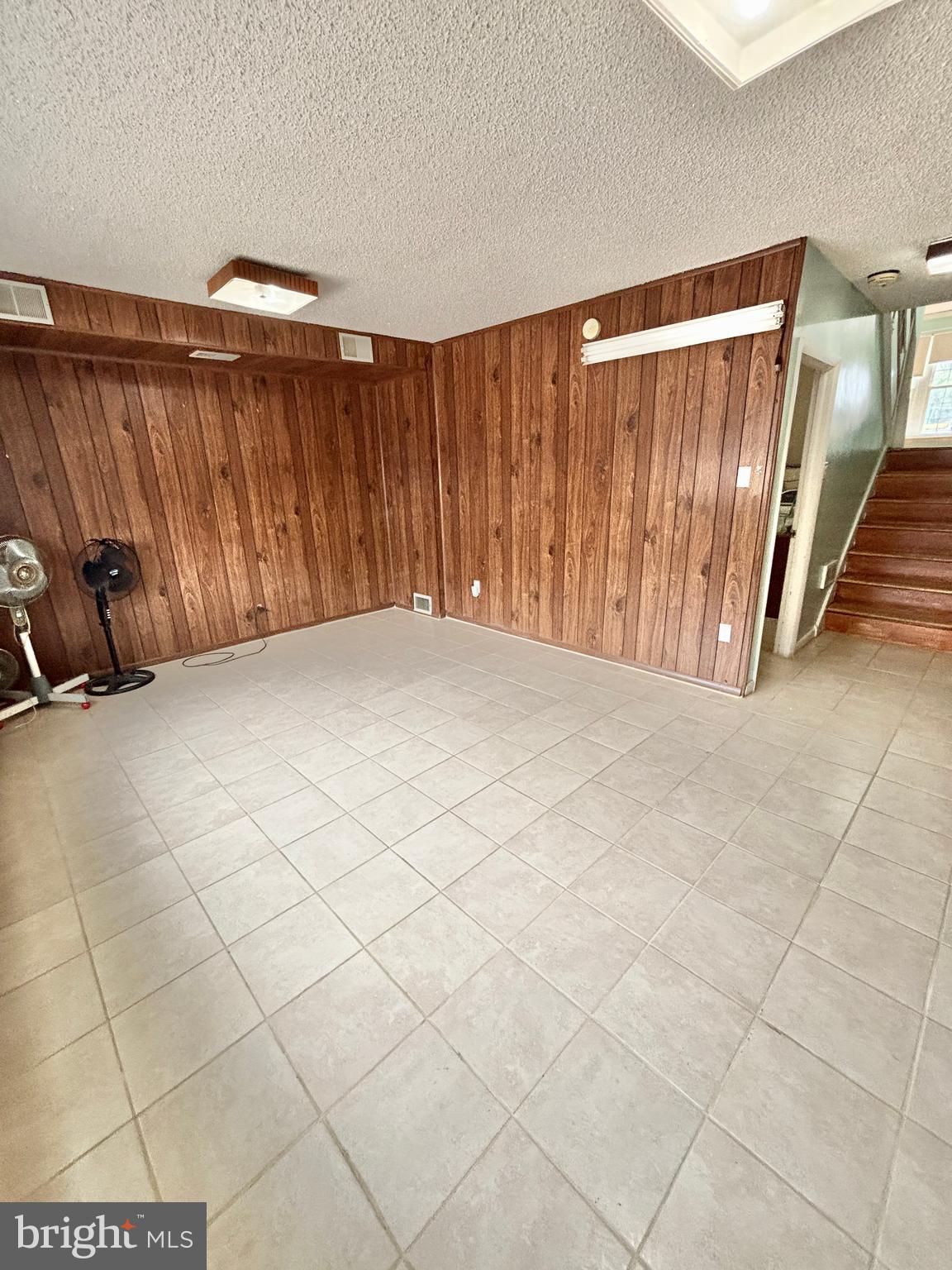 BELLS CORNER - Residential