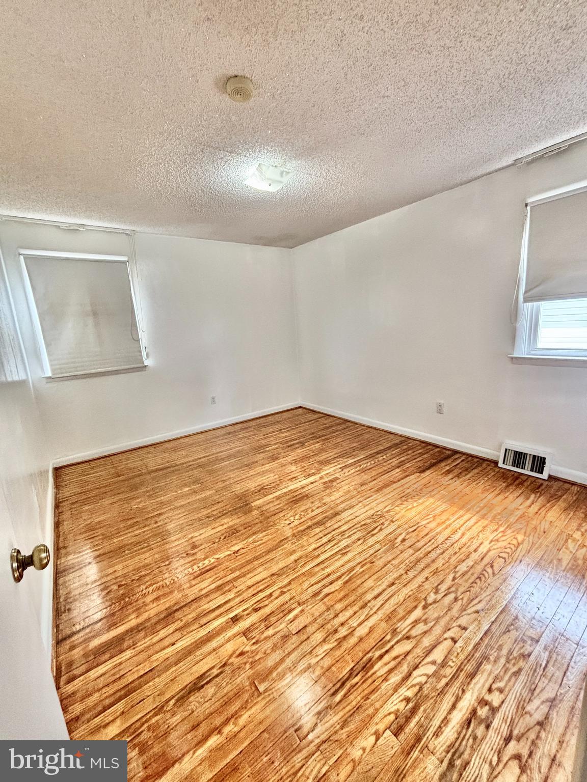 BELLS CORNER - Residential