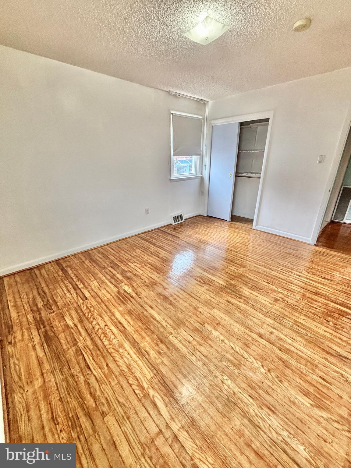 BELLS CORNER - Residential