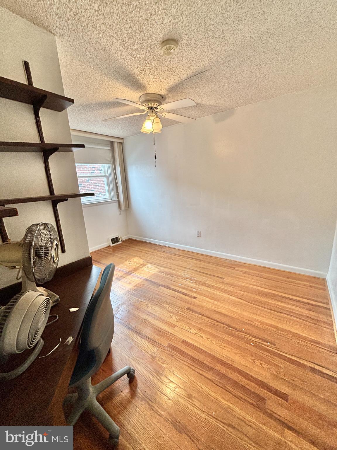 BELLS CORNER - Residential