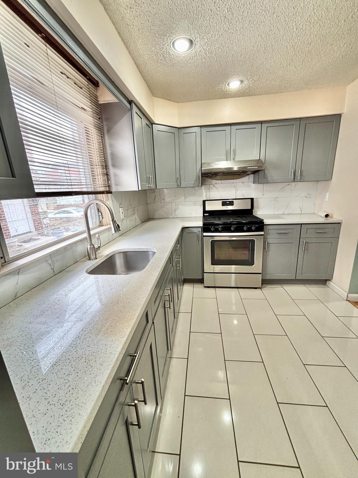 BELLS CORNER - Residential