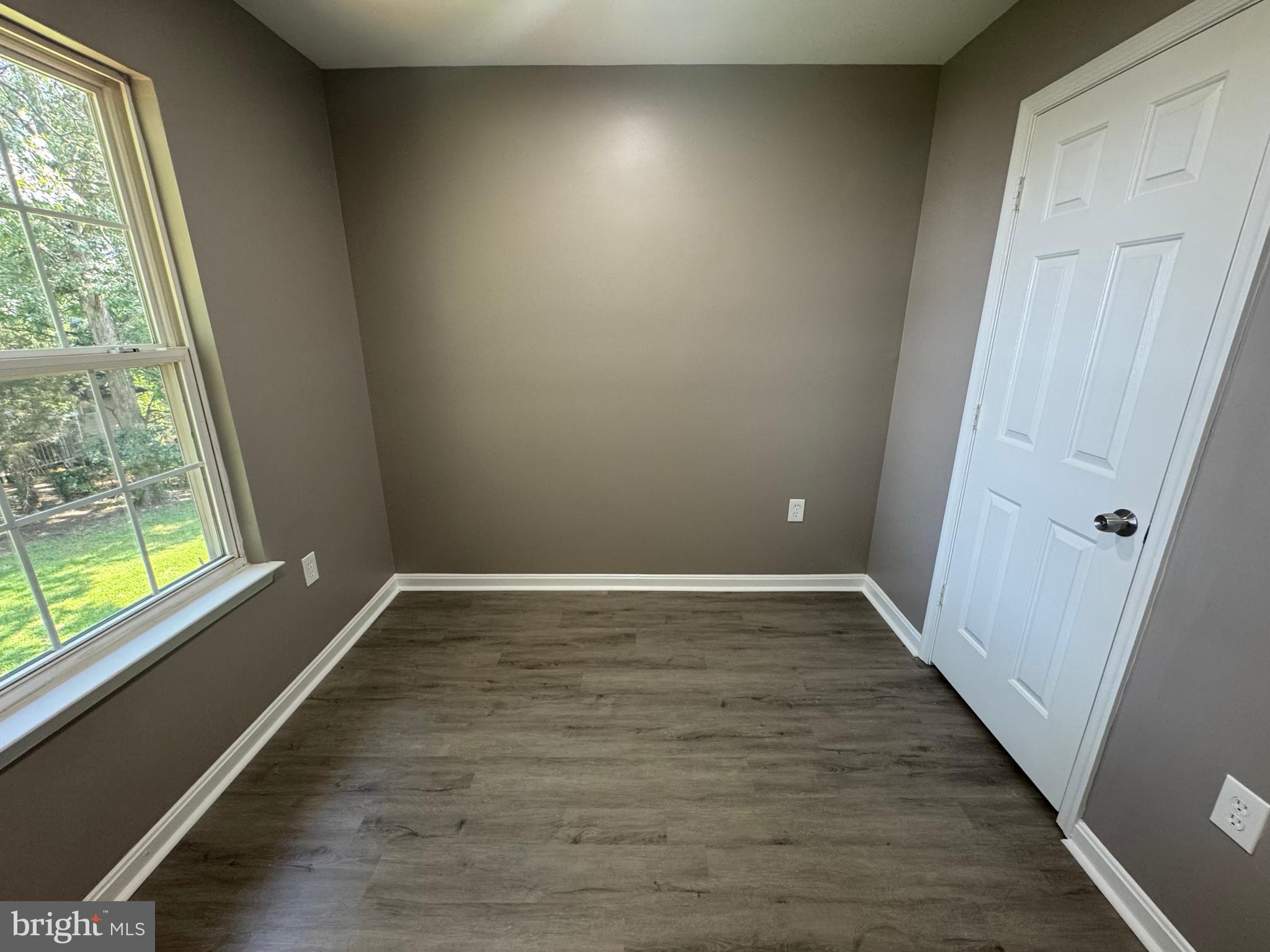 GLENARDEN TOWNS - Residential