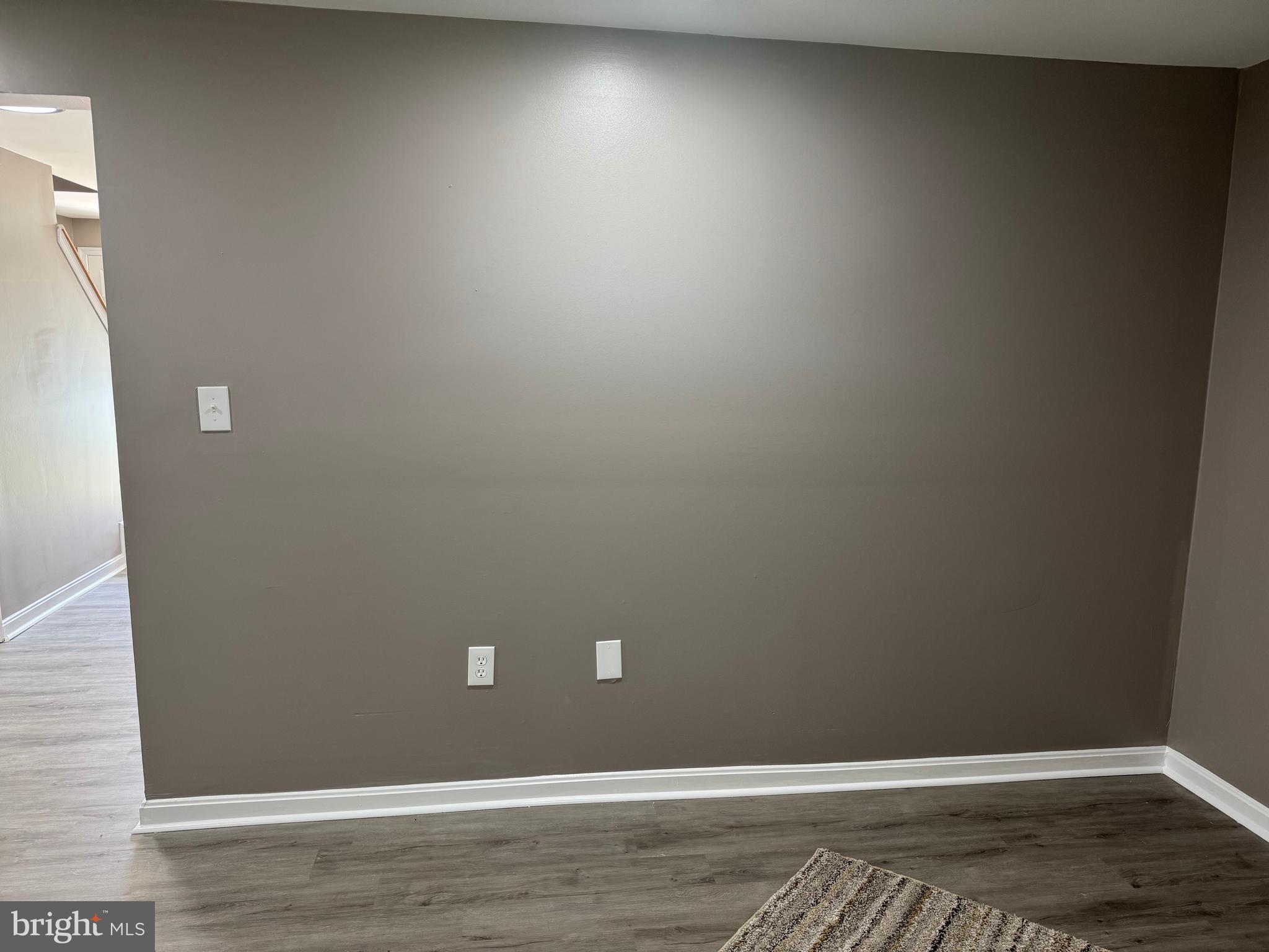 GLENARDEN TOWNS - Residential