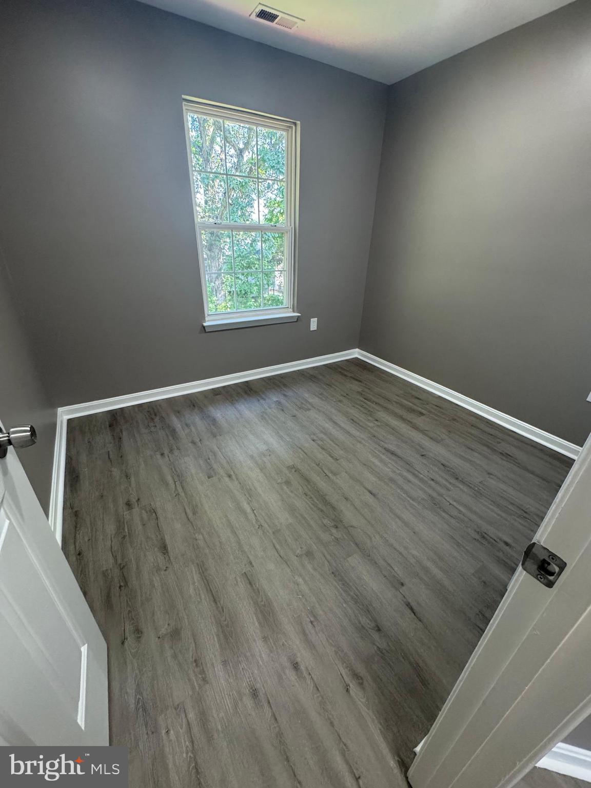 GLENARDEN TOWNS - Residential