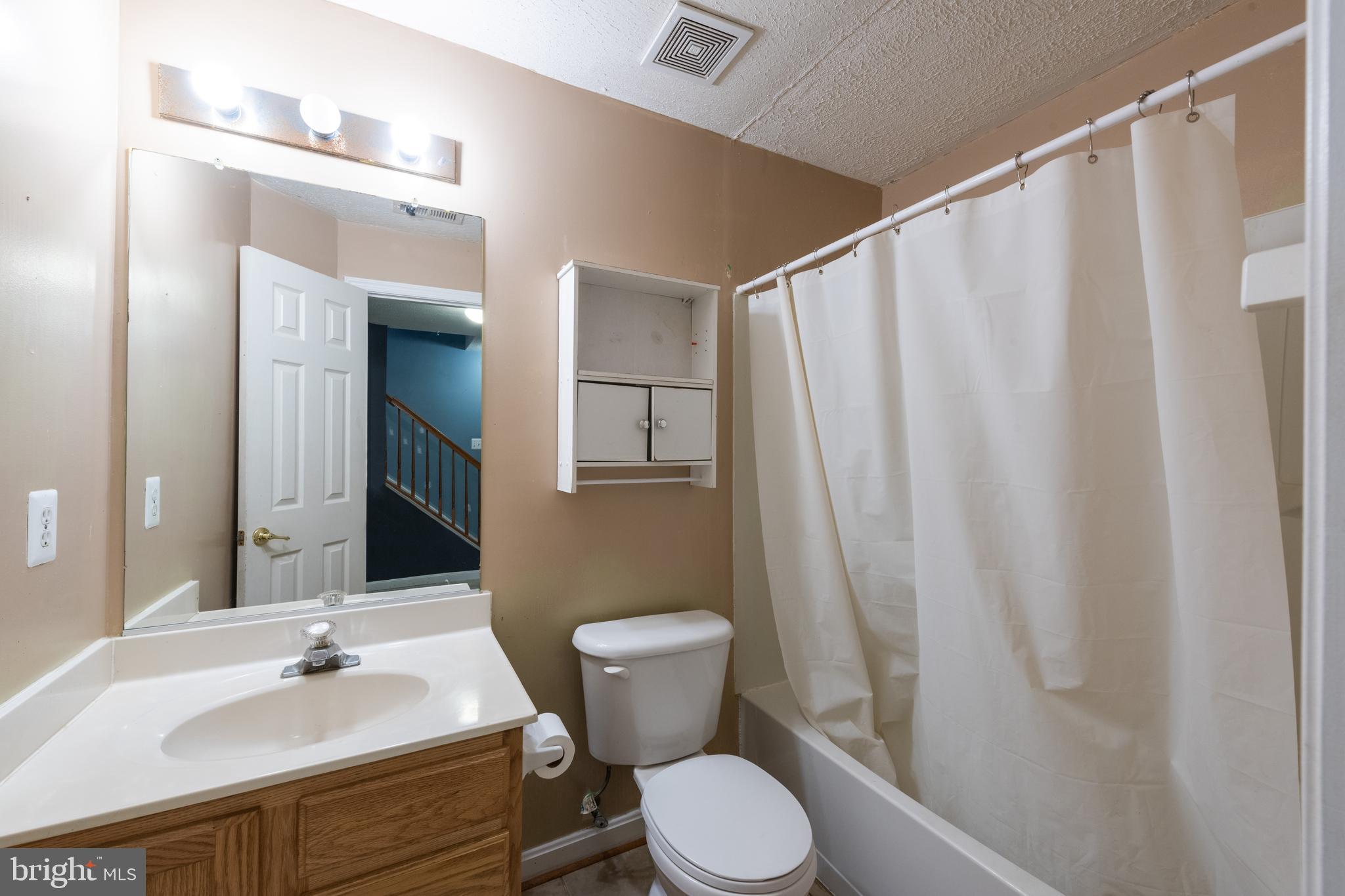 DALE CITY - Residential