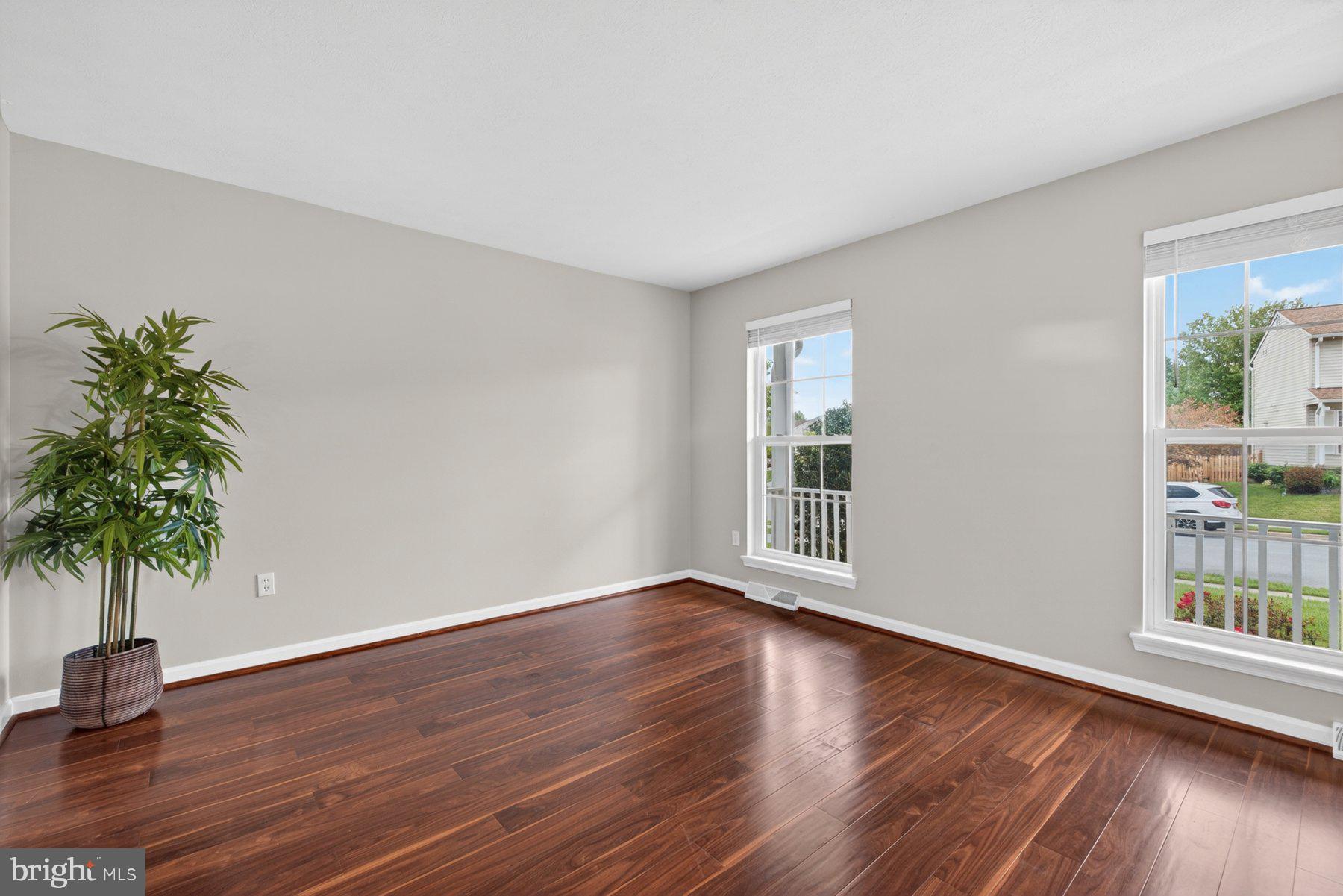 NEW MARKET WEST - Residential