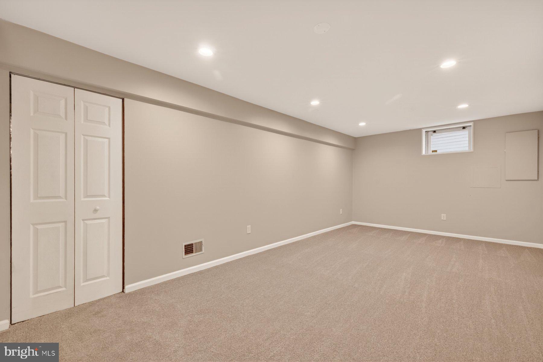 NEW MARKET WEST - Residential