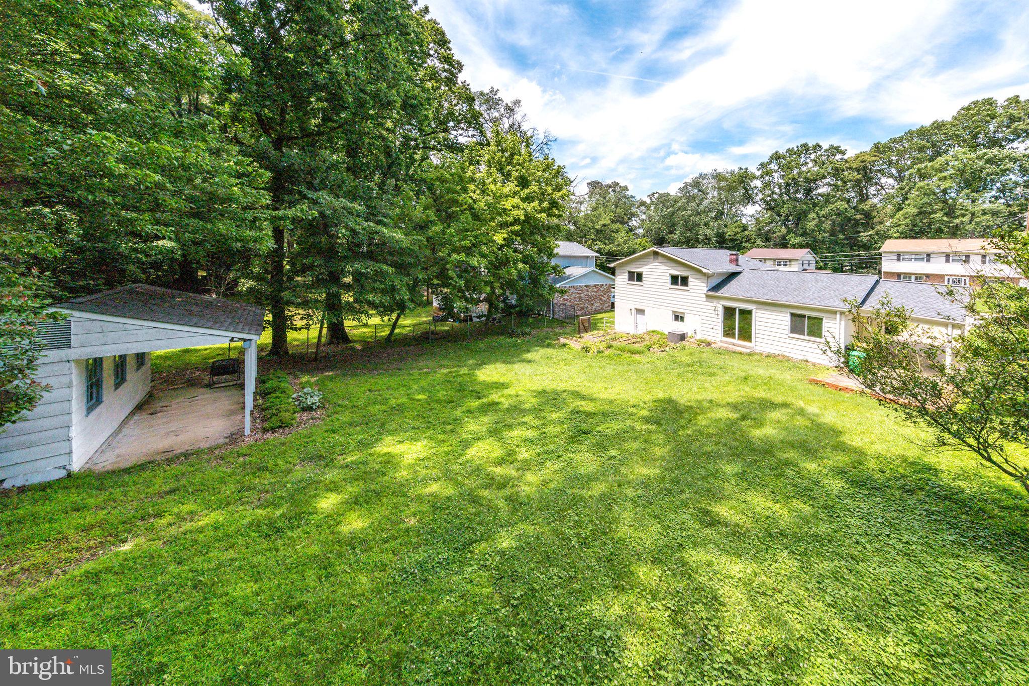 FORT WASHINGTON ESTATES - Residential