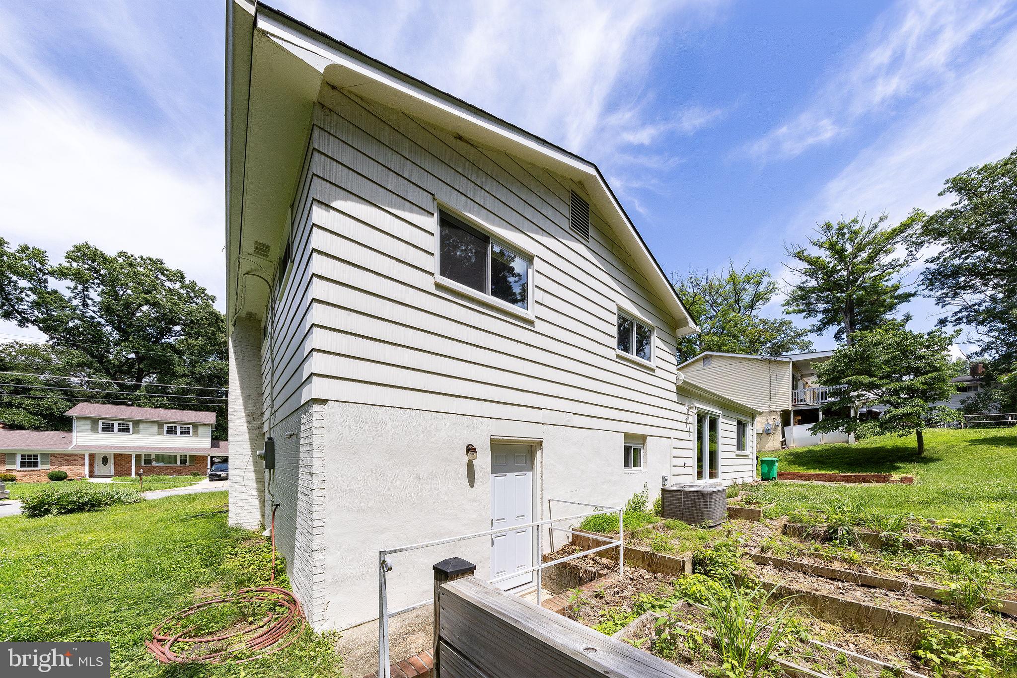 FORT WASHINGTON ESTATES - Residential
