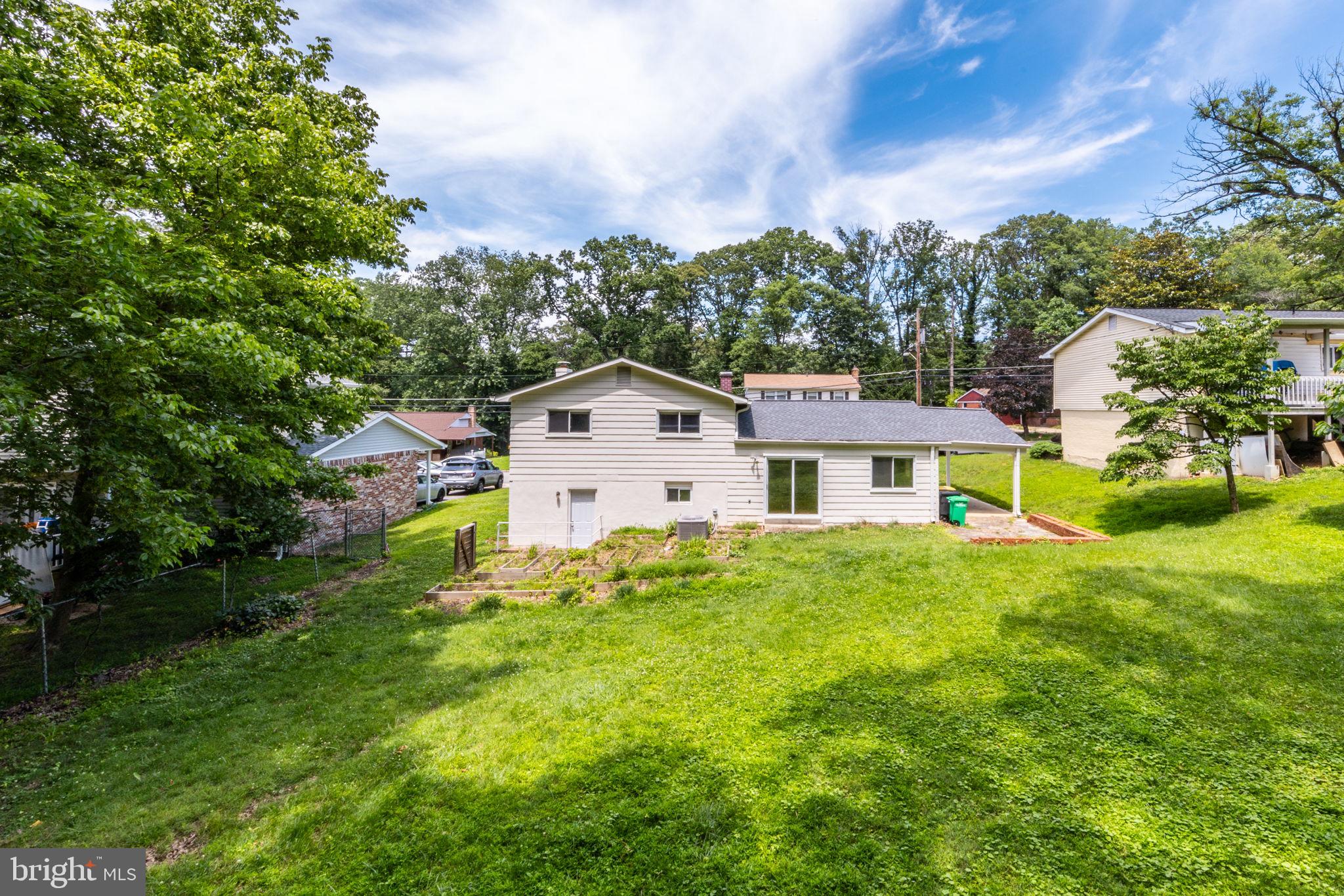 FORT WASHINGTON ESTATES - Residential