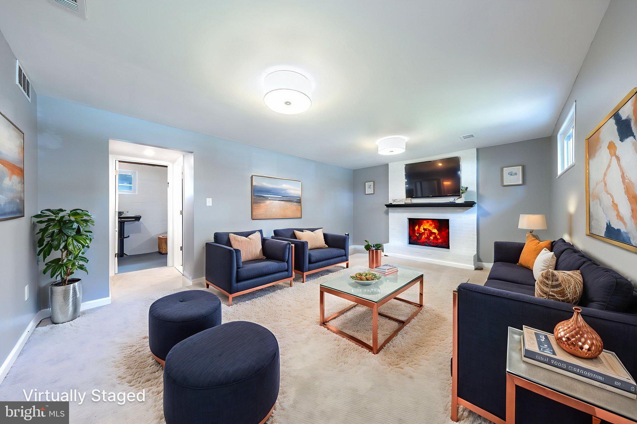 FORT WASHINGTON ESTATES - Residential