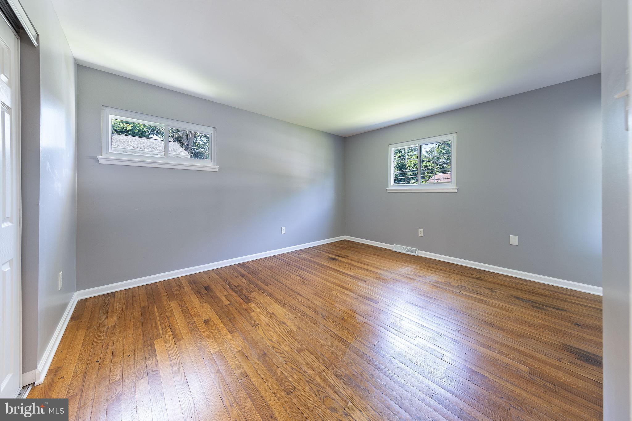 FORT WASHINGTON ESTATES - Residential