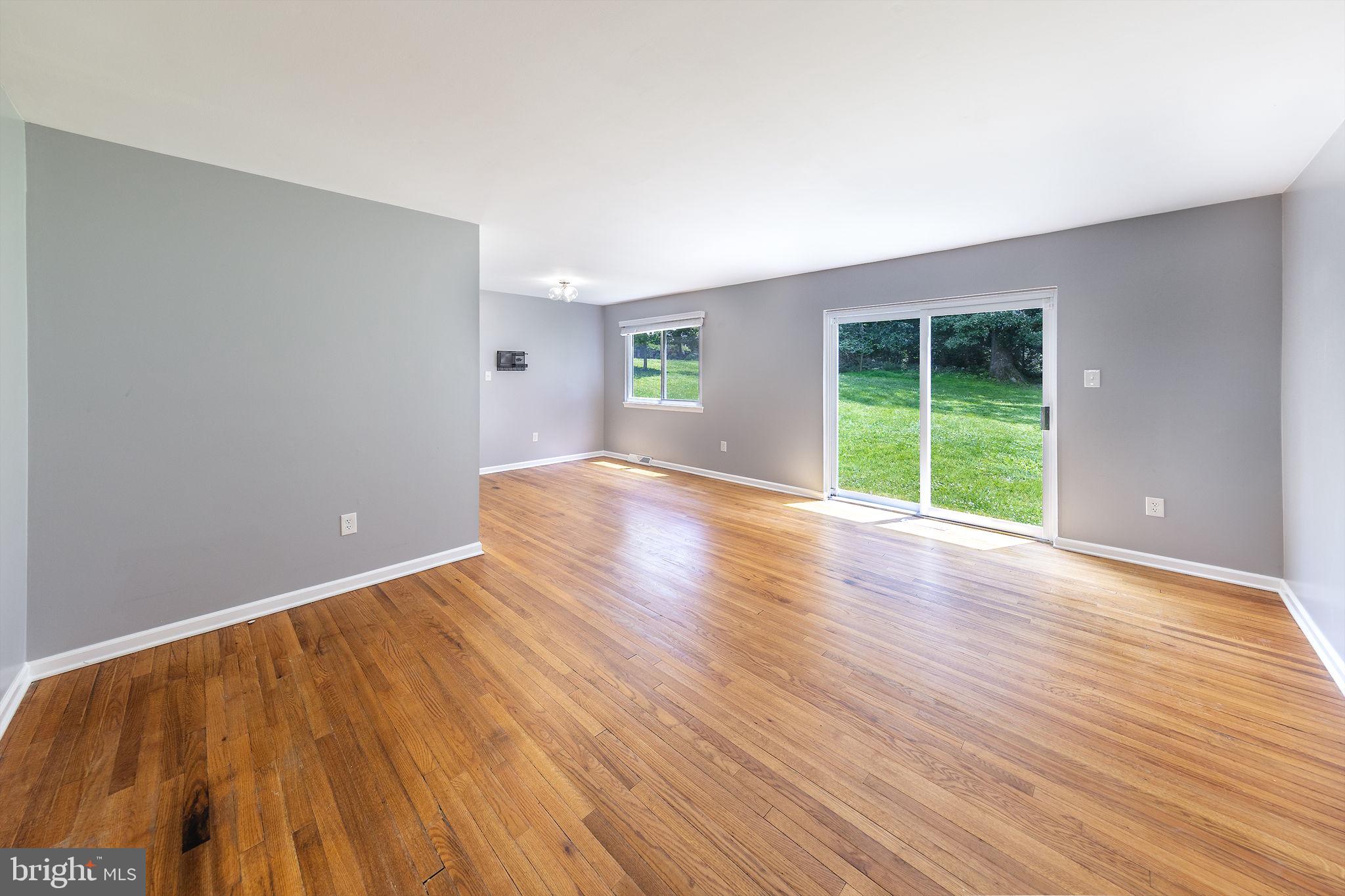 FORT WASHINGTON ESTATES - Residential