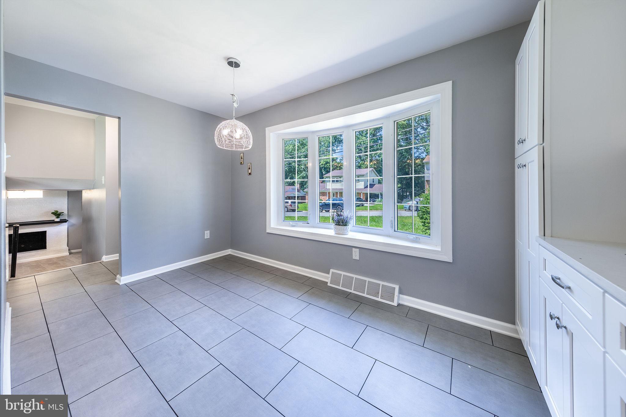 FORT WASHINGTON ESTATES - Residential