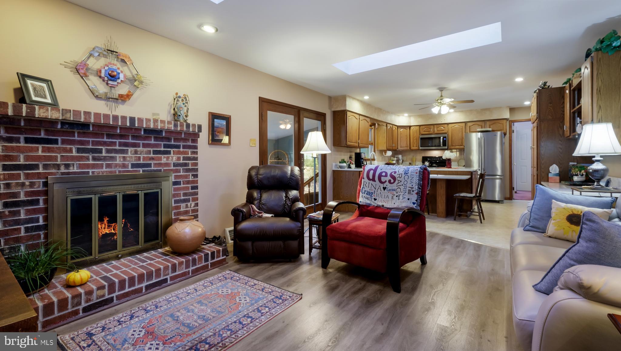 MEADOW WOOD - Residential