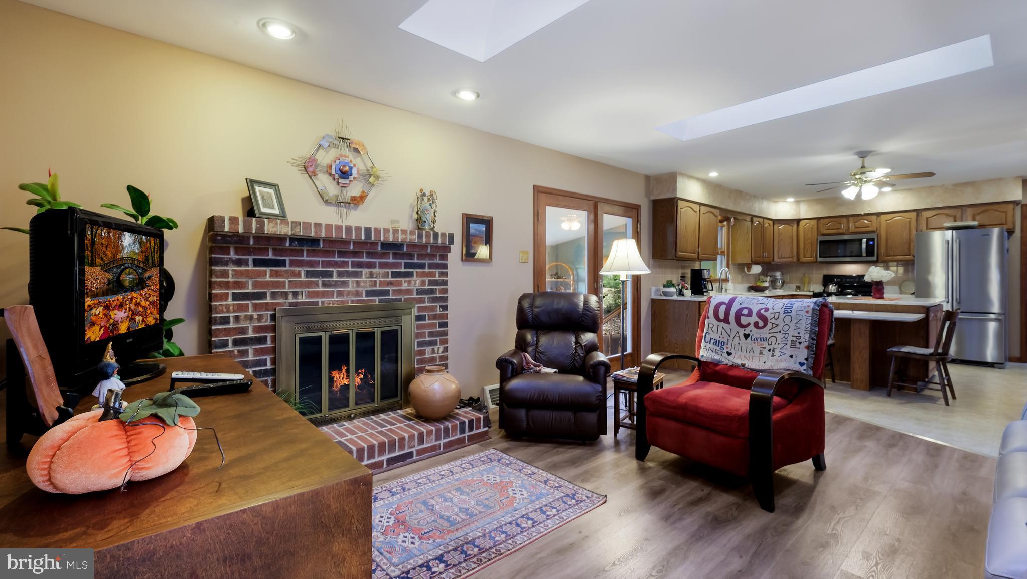 MEADOW WOOD - Residential