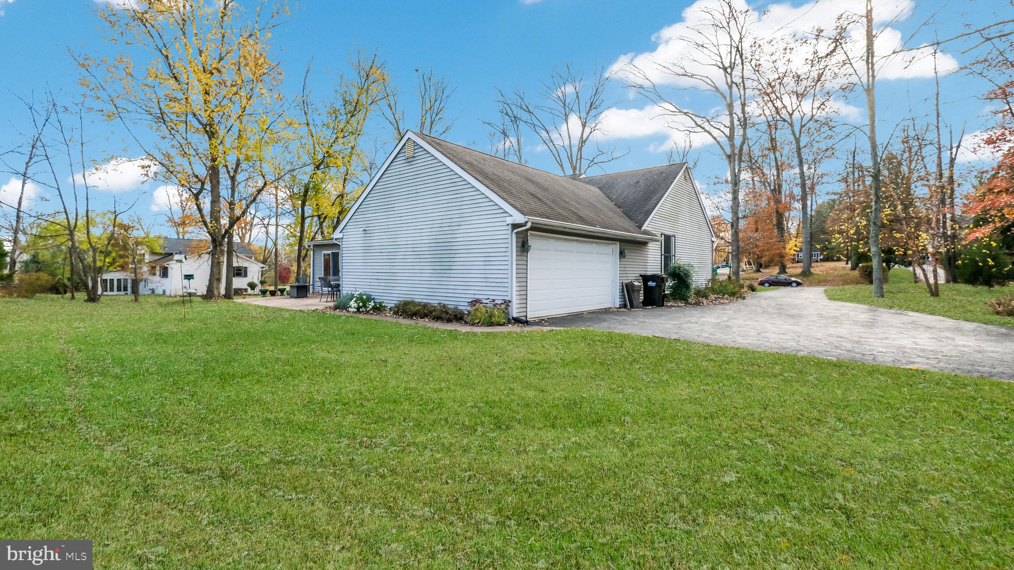 MEADOW WOOD - Residential