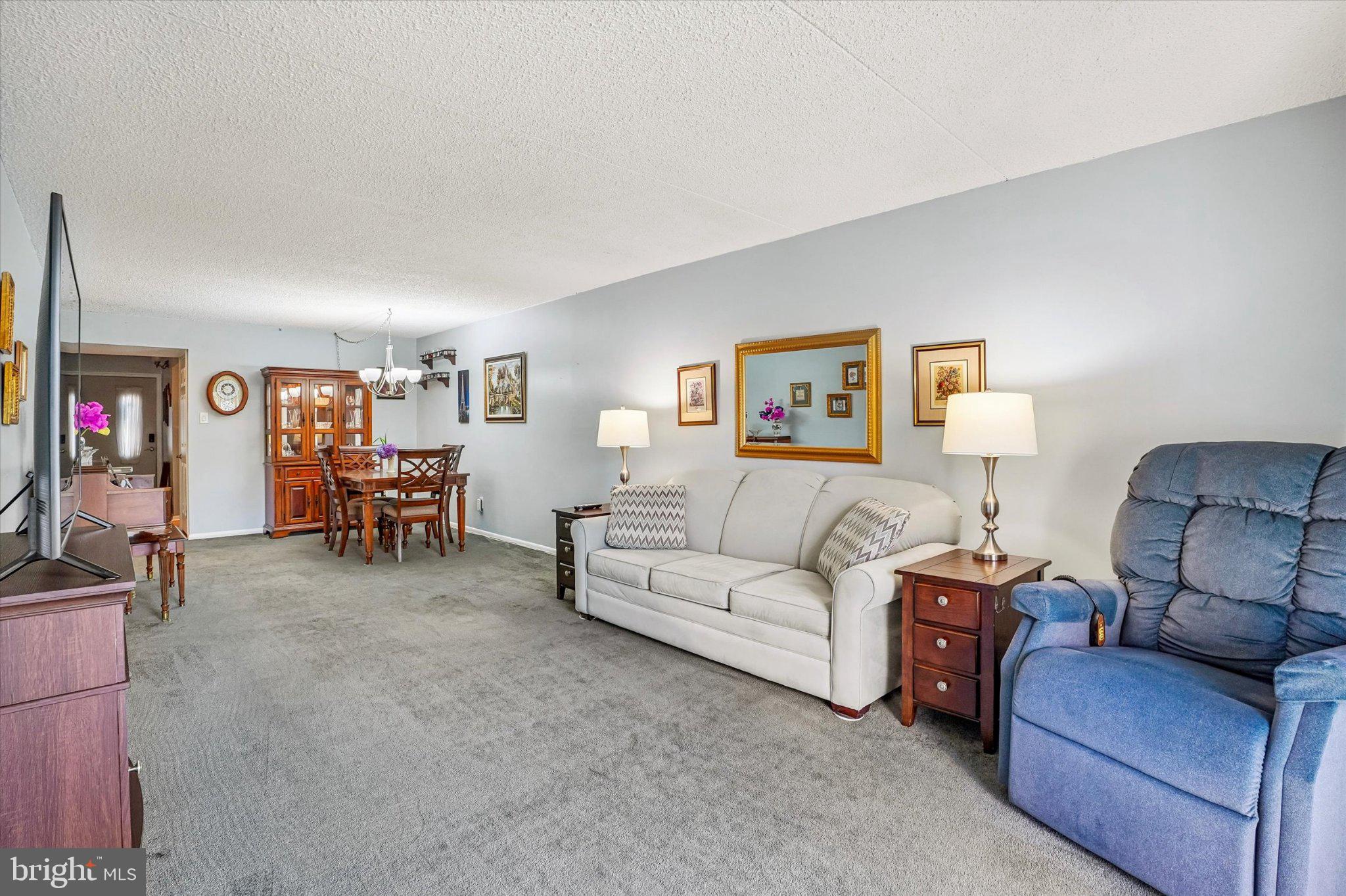406 SUMMIT HOUSE 406