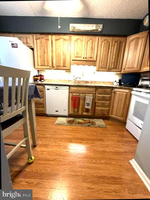 Condo For Sale - 406 Summit House #406<br/> WEST CHESTER, PA 19382