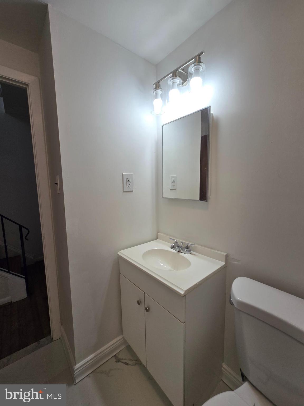 HAWTHORNE - Residential Lease