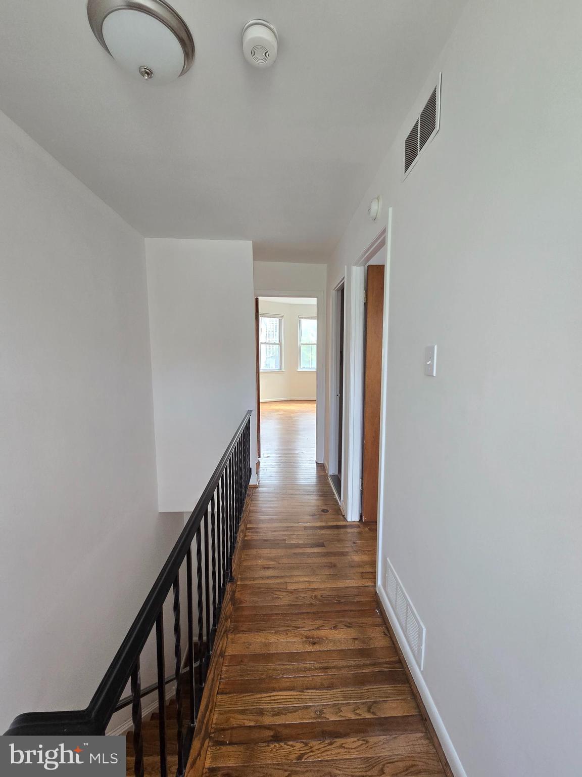 HAWTHORNE - Residential Lease