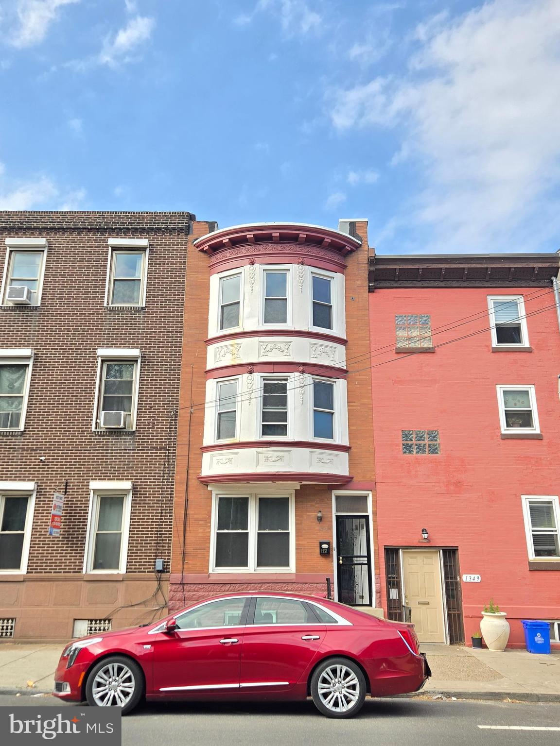 HAWTHORNE - Residential Lease