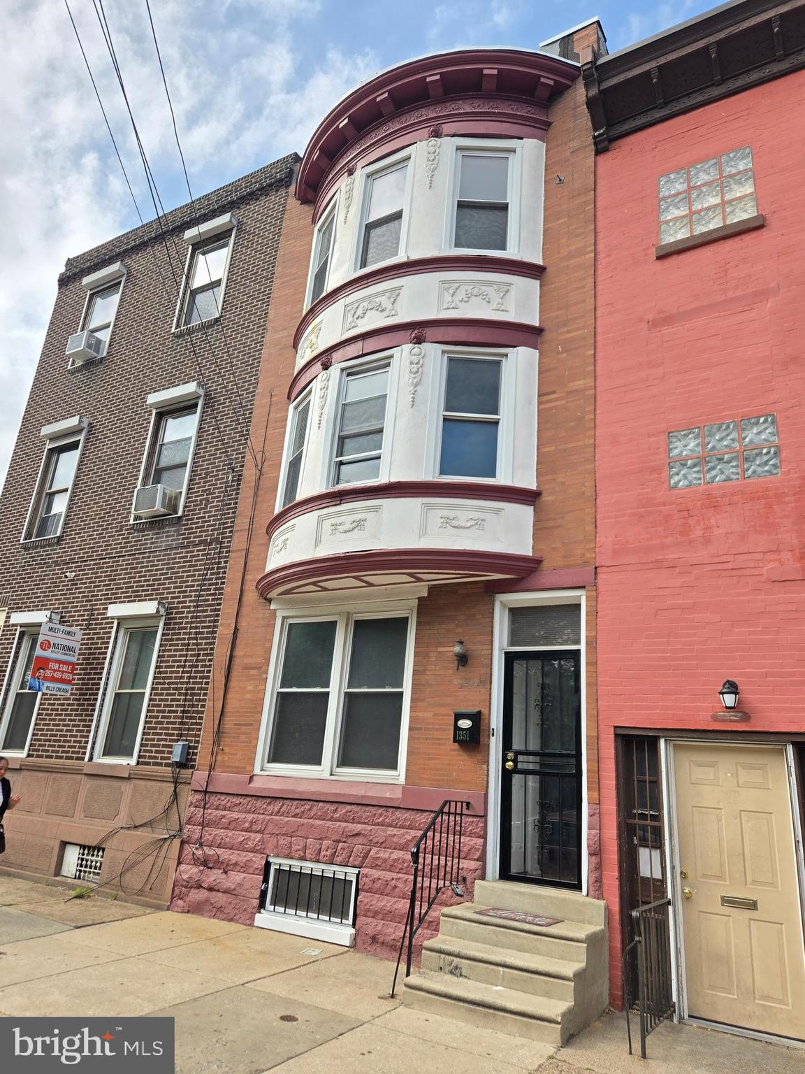 HAWTHORNE - Residential Lease