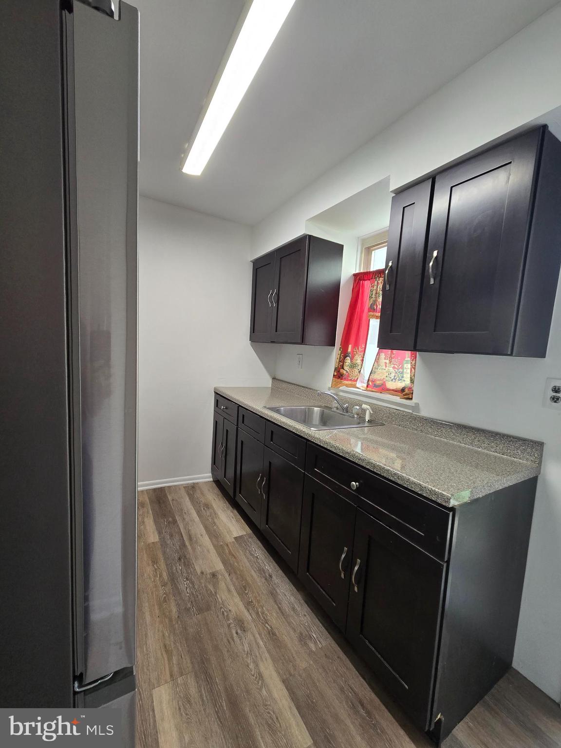 HAWTHORNE - Residential Lease