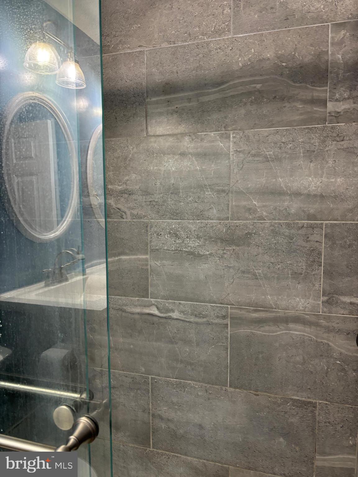 LAURELS CONDO - Residential