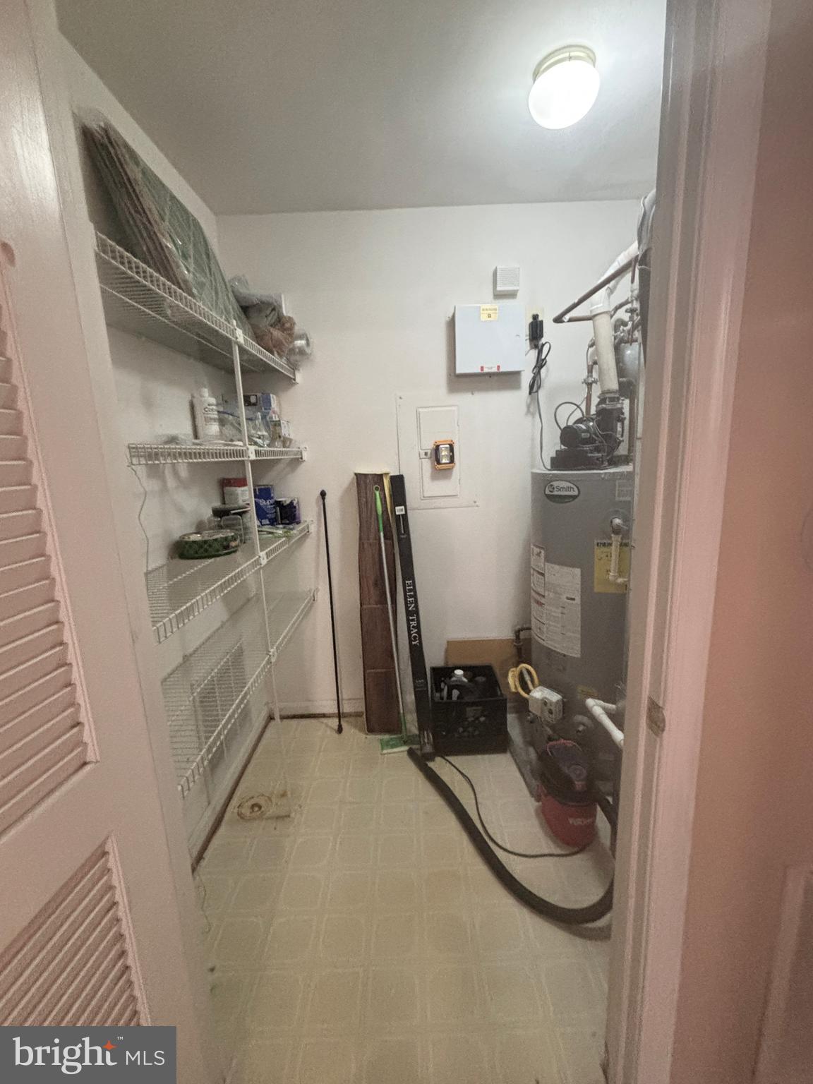 LAURELS CONDO - Residential