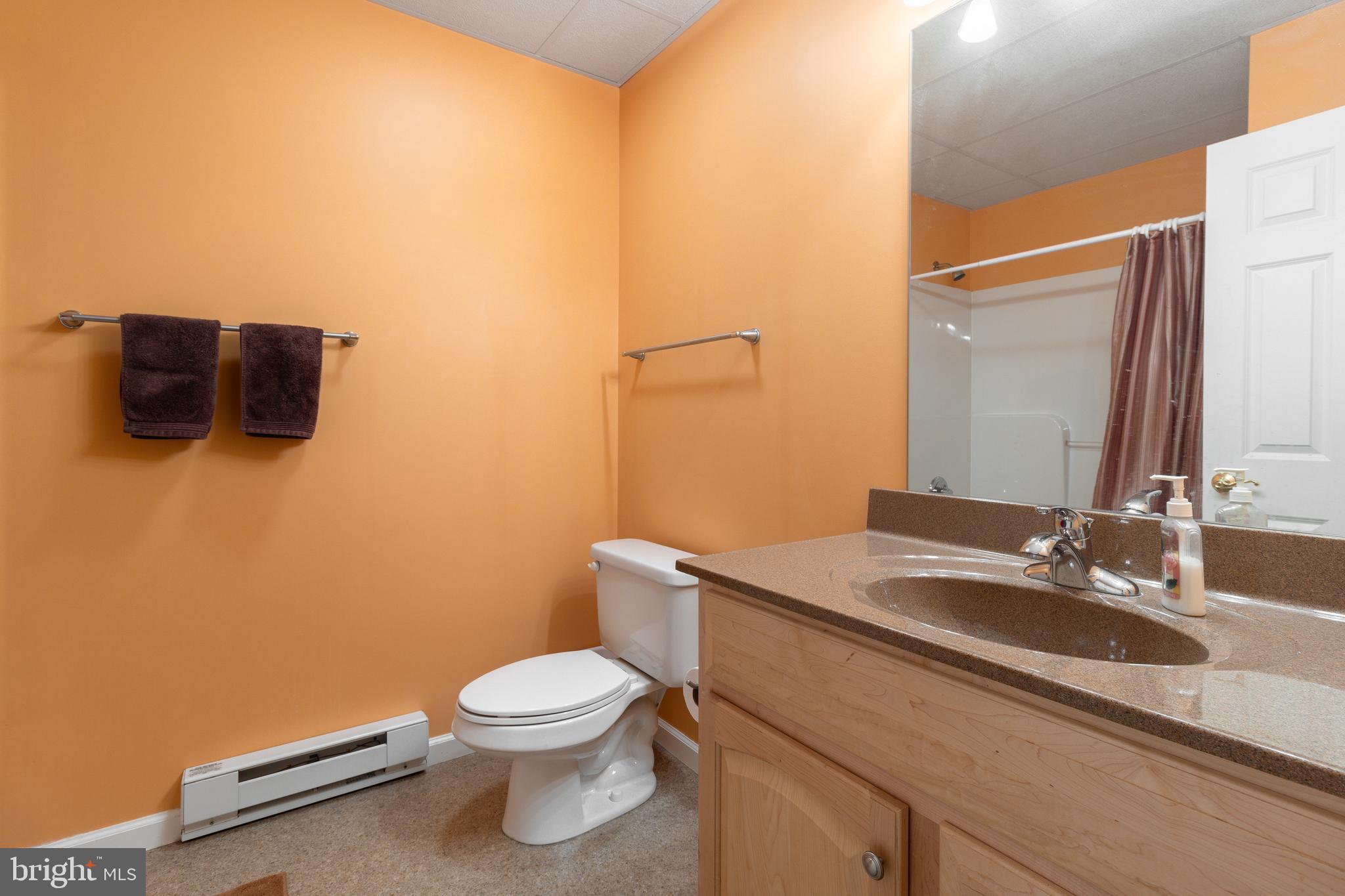 OAK POINTE - Residential