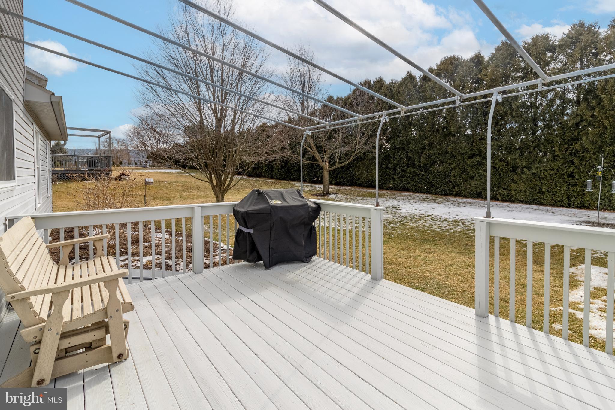 OAK POINTE - Residential