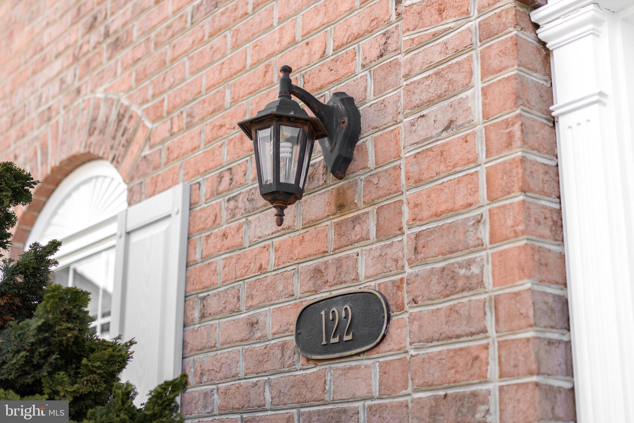 OAK POINTE - Residential