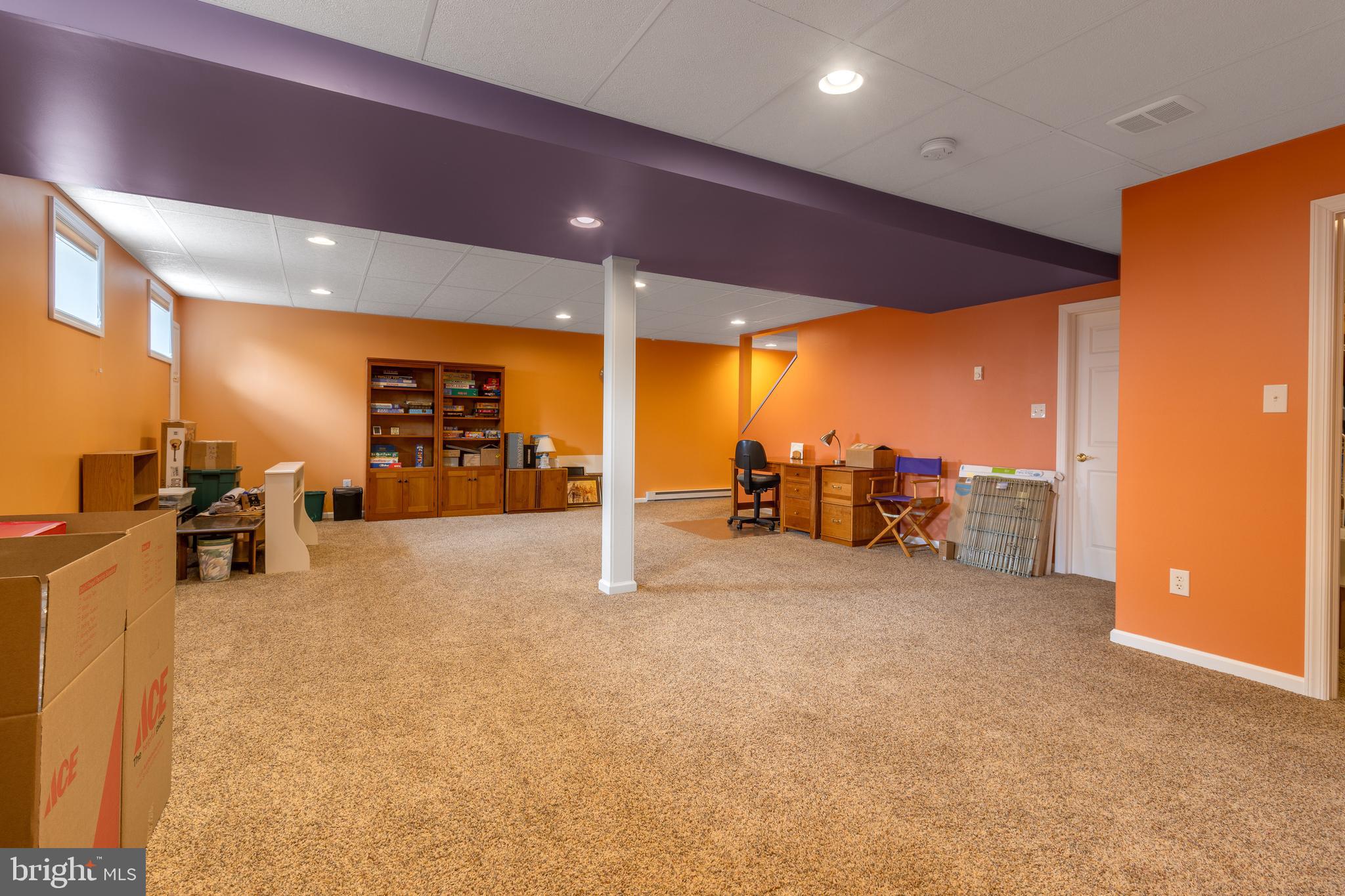 OAK POINTE - Residential