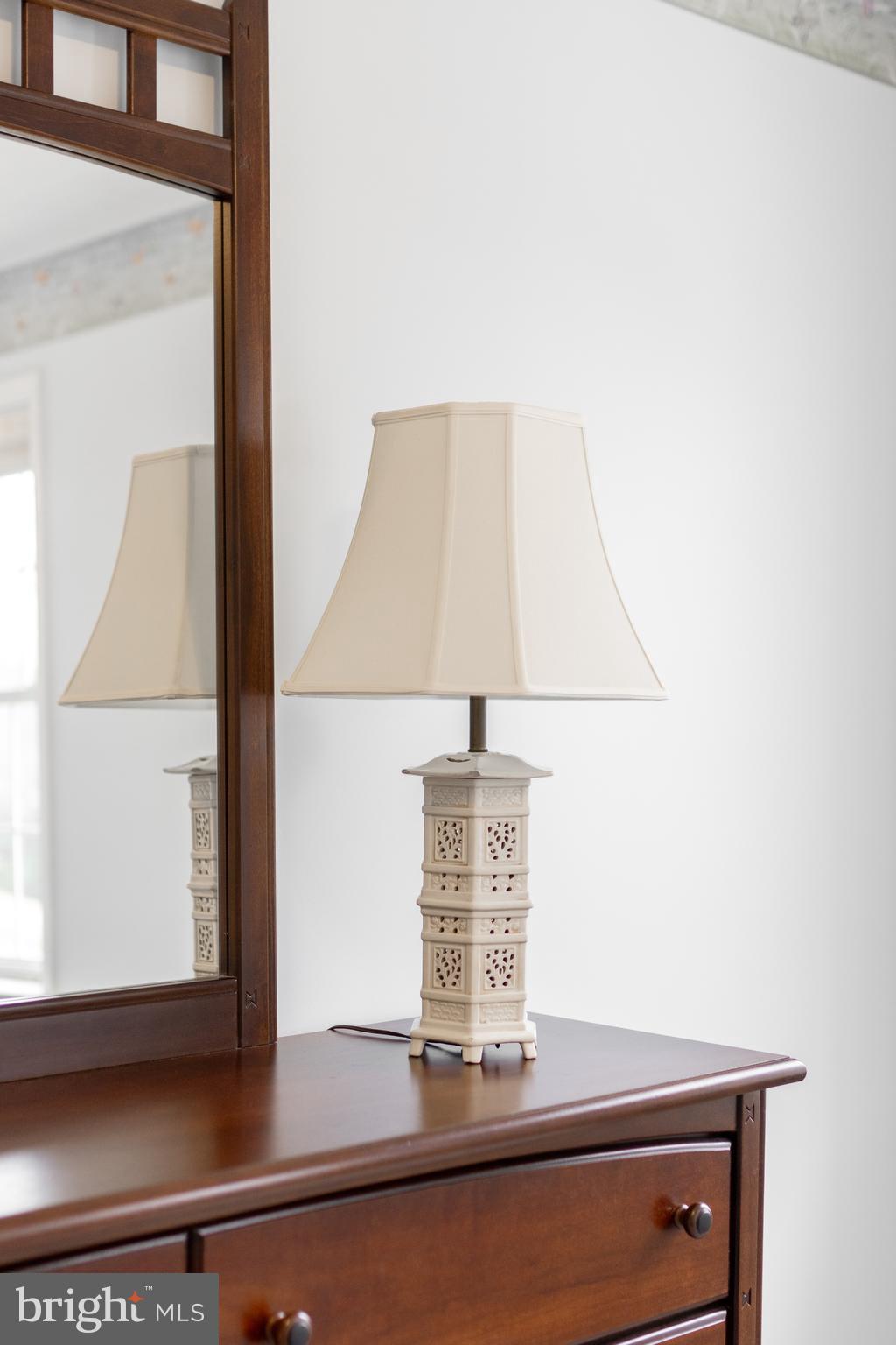 OAK POINTE - Residential